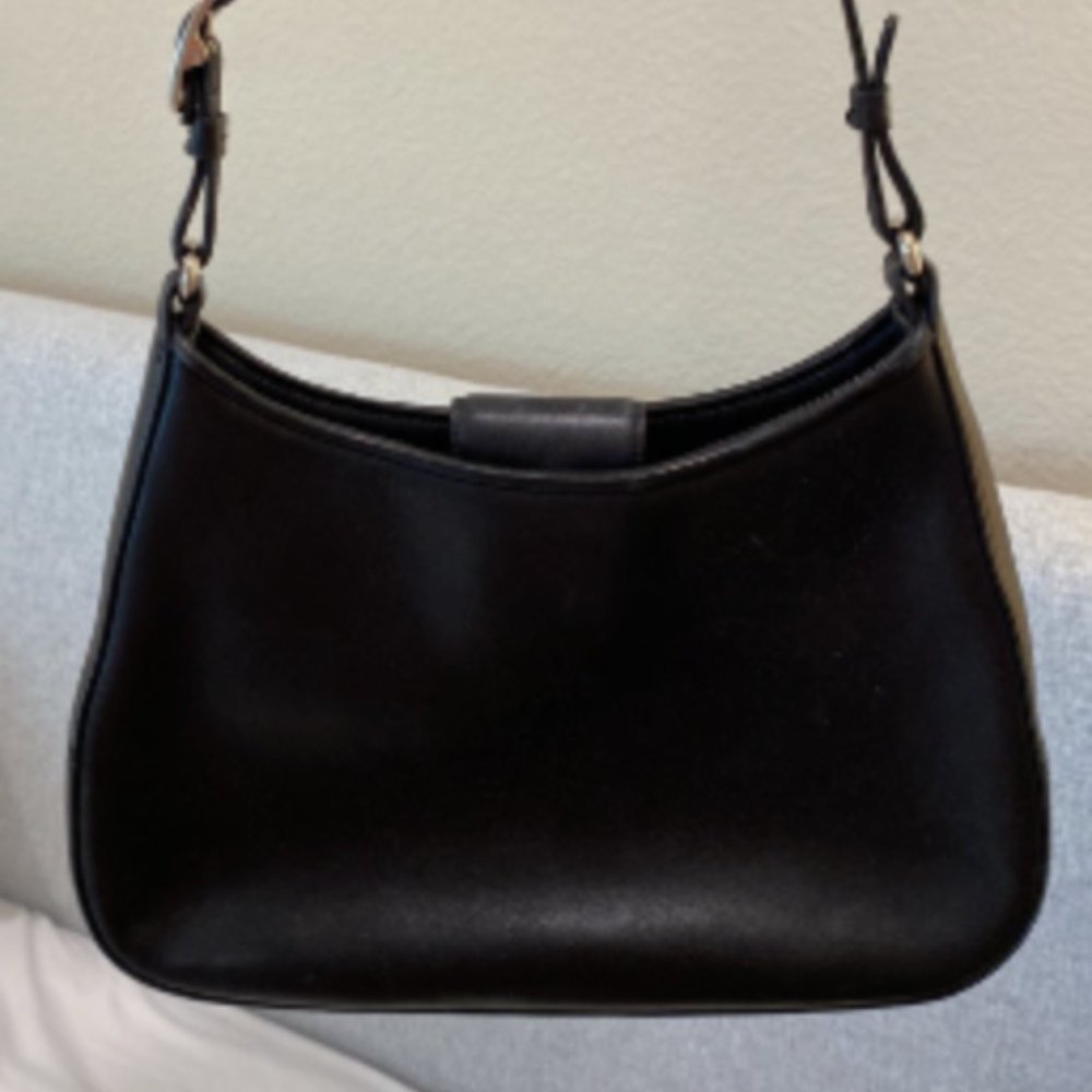 Coach Black Smooth Leather Shoulder Bag
